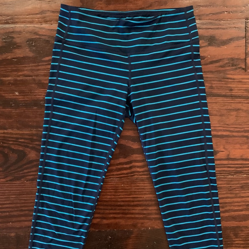 ATHLETA Blue & Aqua Stripe Crop Leggings Capris S